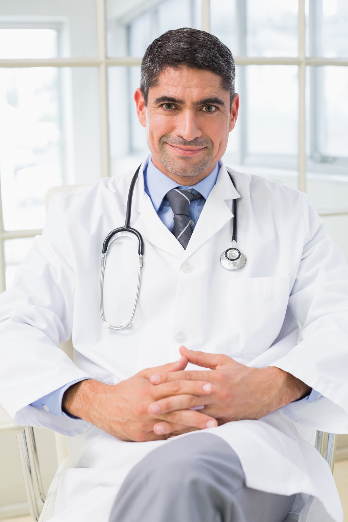 doctor de clinica baja del sol
